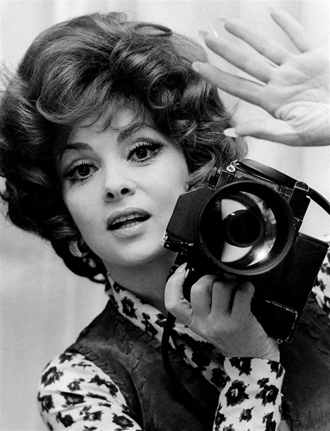 AP - Gina Lollobrigida - Τζίνα Λολομπριτζίτα