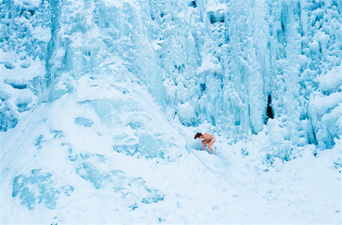 Φωτογράφος - Ryan McGinley - έκθεση φωτογραφίας - γυμνό - χειμώνας