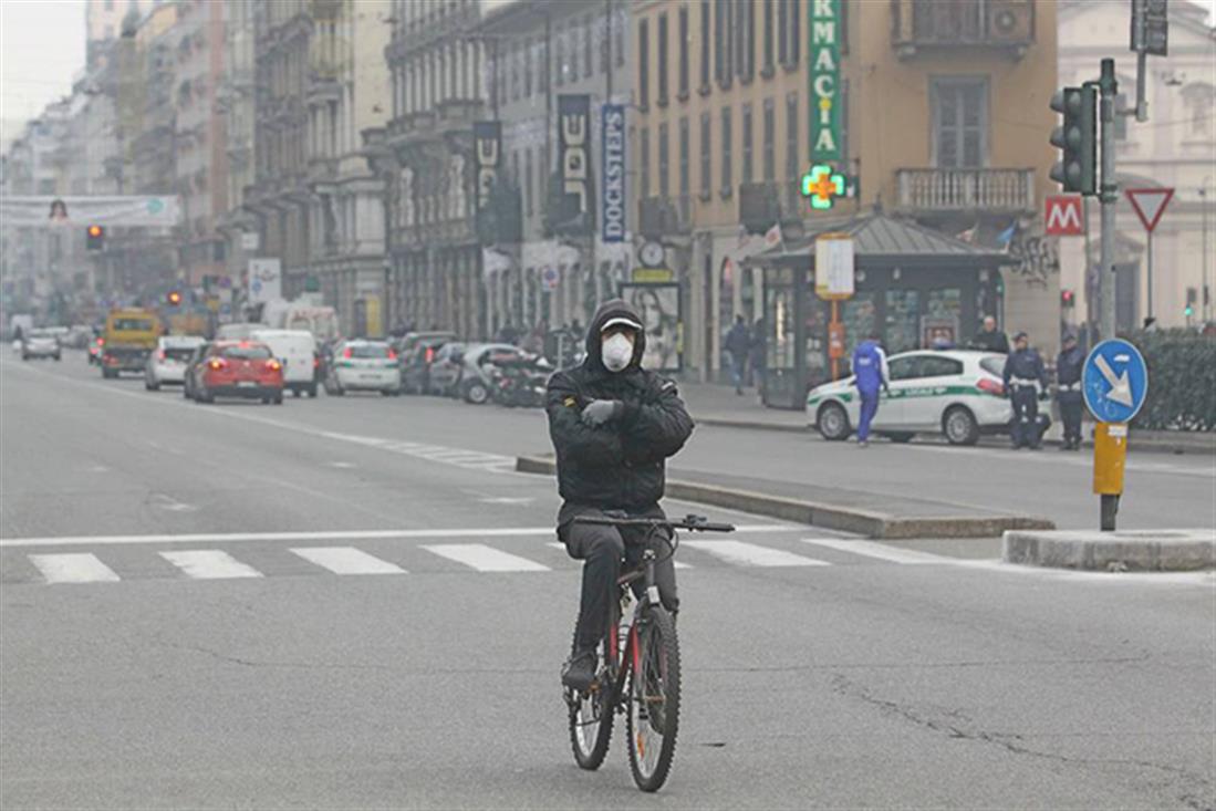 Ιταλία - Μιλάνο - νέφος - κυκλοφορία - αστυνομία - ΙΧ - αυτοκίνητα - απαγόρευση κυκλοφορίας