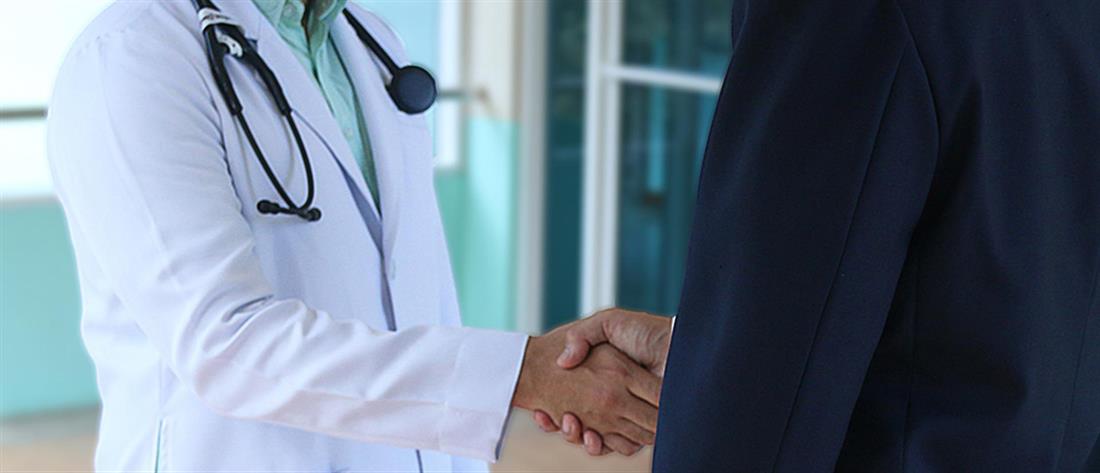 “Γιατρός για όλους”: 15 ερωτήσεις και απαντήσεις για το νομοσχέδιο