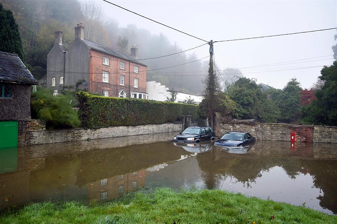 AP - Πλημμύρες - Αγγλία