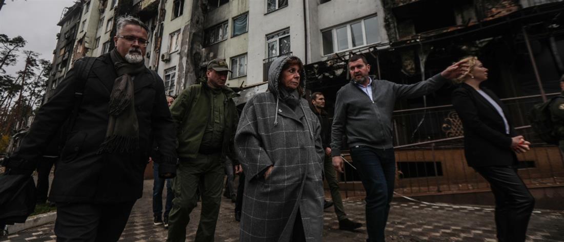 Σακελλαροπούλου για Ουκρανία: Ο πόλεμος δεν αφανίζει μόνο ανθρώπους αλλά και τον πολιτισμό