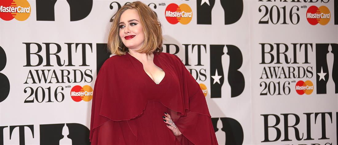 AP - Adele - Brit Awards - βραβεία - κόκκινο χαλί