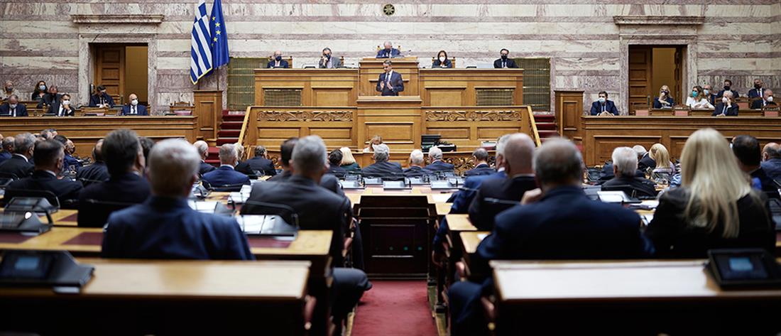 Βουλή: Η συμφωνία Ελλάδας - Γαλλίας άναψε “φωτιές”