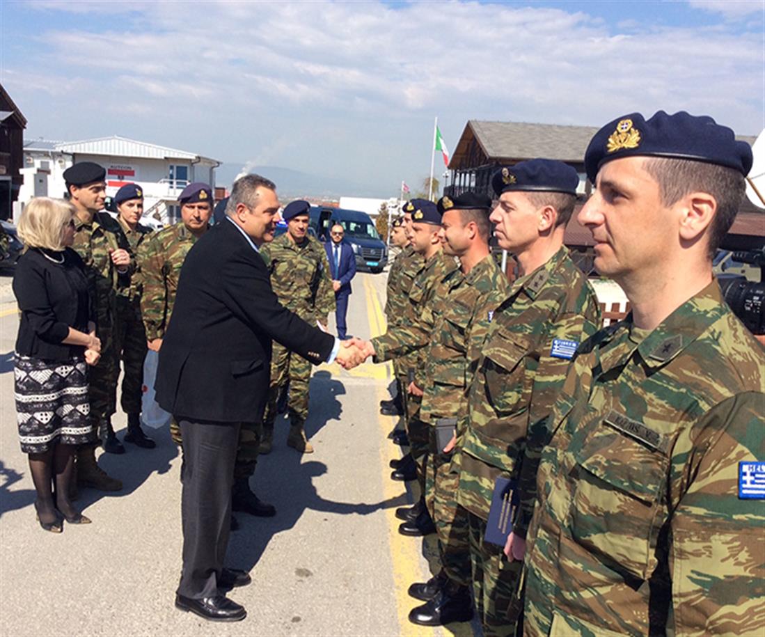 Π. Καμμένος - επίσκεψη - Ελληνική Δύναμη Κοσσυφοπεδίου