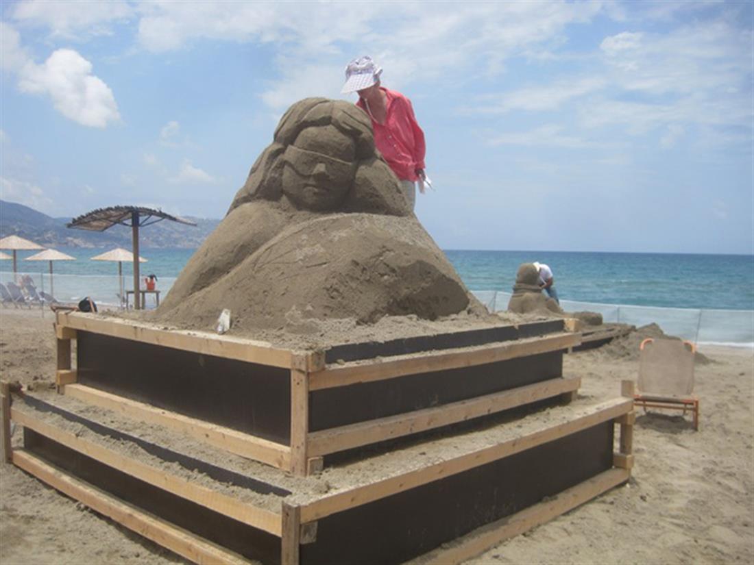 Φεστιβάλ Γλυπτικής - γλυπτά - άμμος - παραλία - Κρήτη - Αμμουδάρα Μαλεβιζίου
