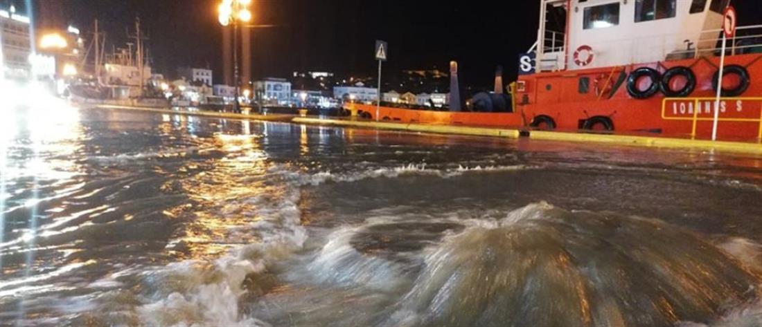 Καιρός - Λέσβος: Πλημμύρες στη Μυτιλήνη (εικόνες)