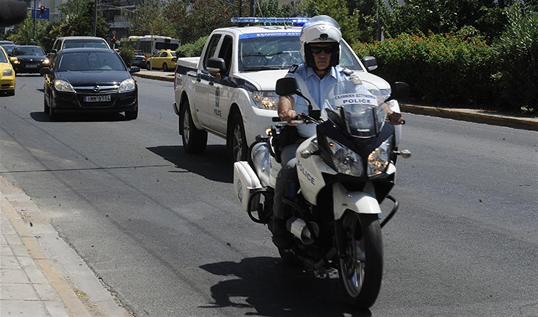 σύλληψη - καταζητούμενοι - Μάριος Σεϊσίδης - Κώστας Σακκάς - Λακωνία - προσαγωγή - ΓΑΔΑ