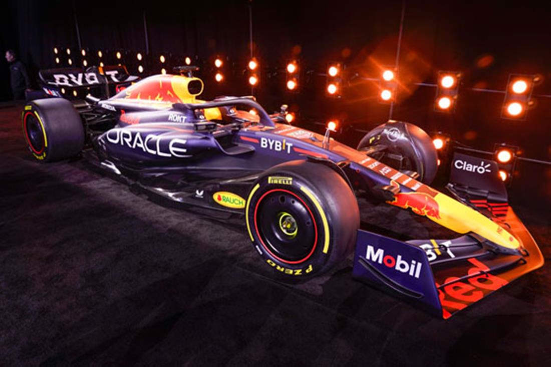Η Red Bull παρουσίασε το νέο της μονοθέσιο RB19