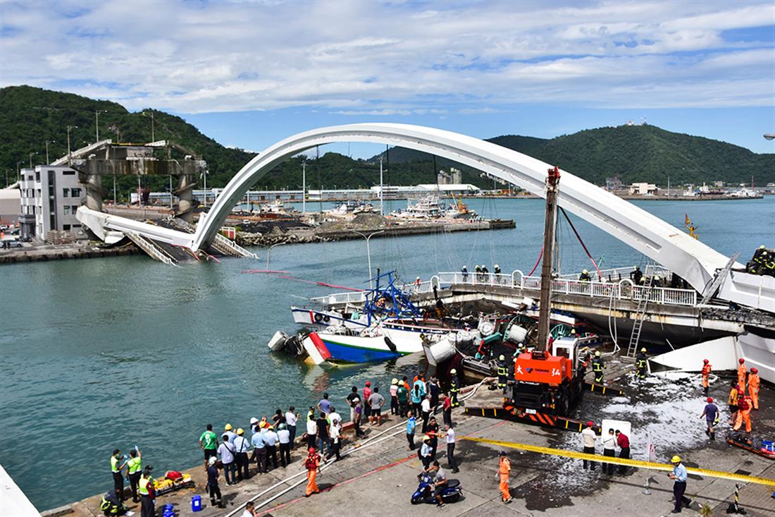 AP - Κατάρρευση γέφυρας - Ταϊβάν