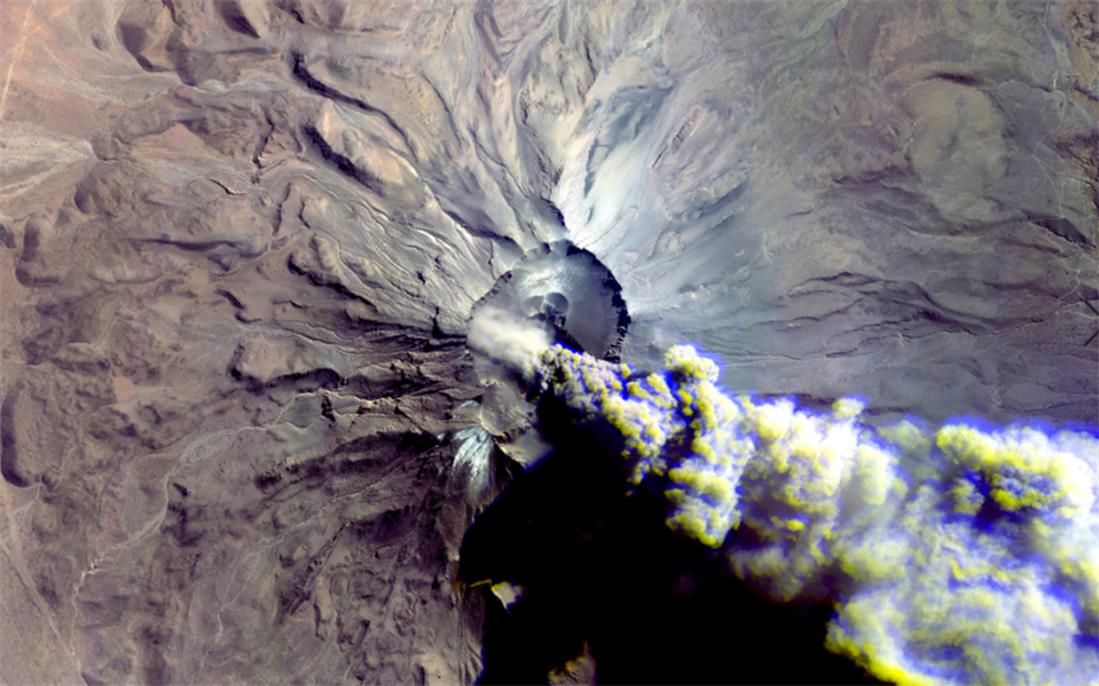 Περού - Ηφαίστειο Ουμπίνας - εικόνα από διάστημα