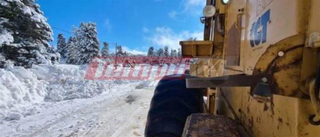 Αχαΐα: έκλεισαν δρόμοι στα ορεινά από τα χιόνια (εικόνες)