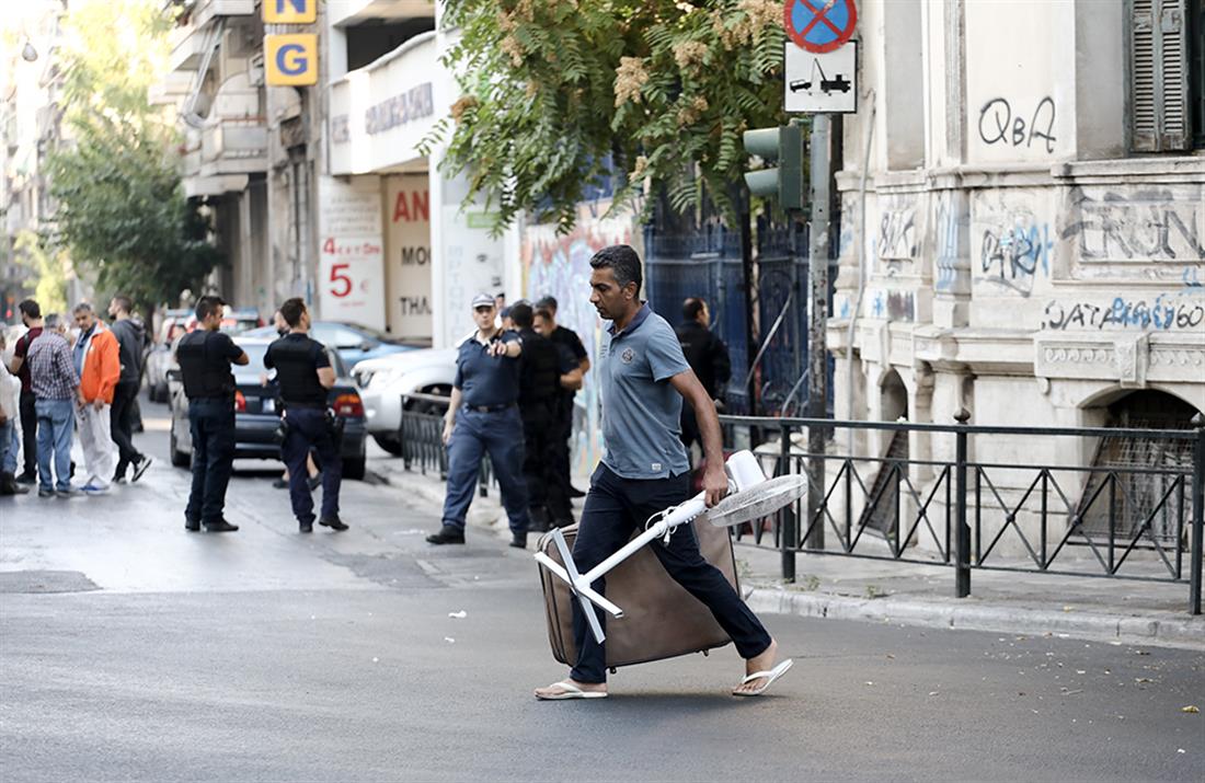 εκκένωση κτιρίου - αστυνομία - Αθήνα