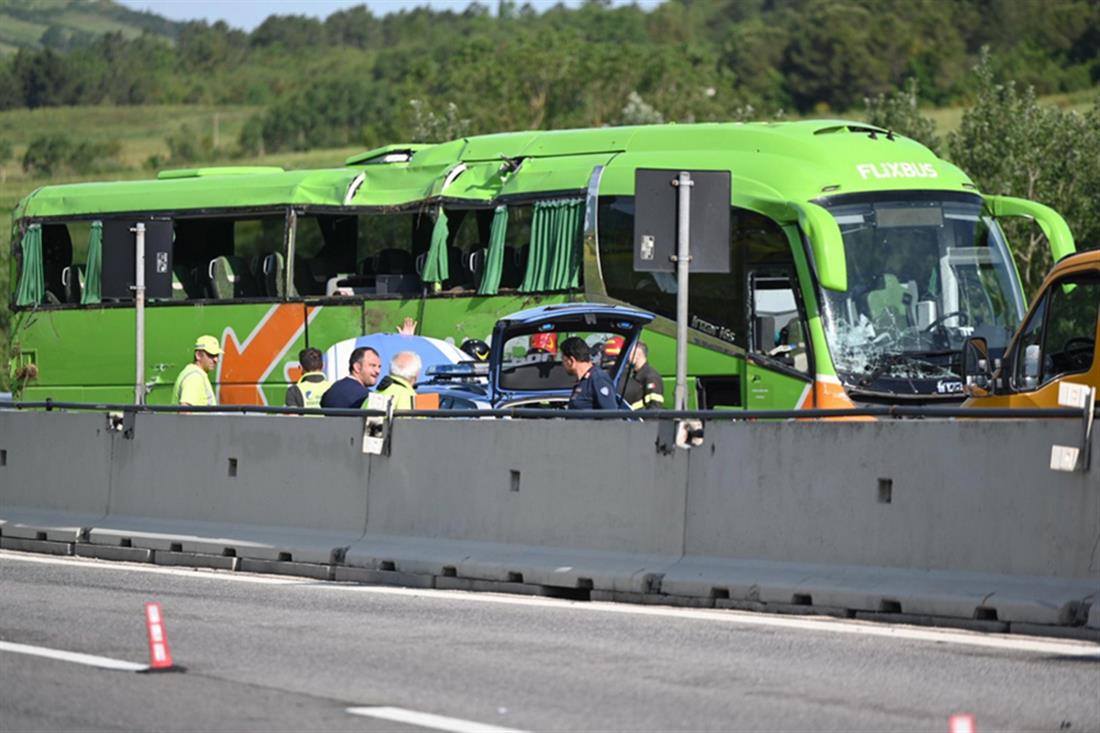 Ιταλία - Λεωφορείο - Δυστύχημα