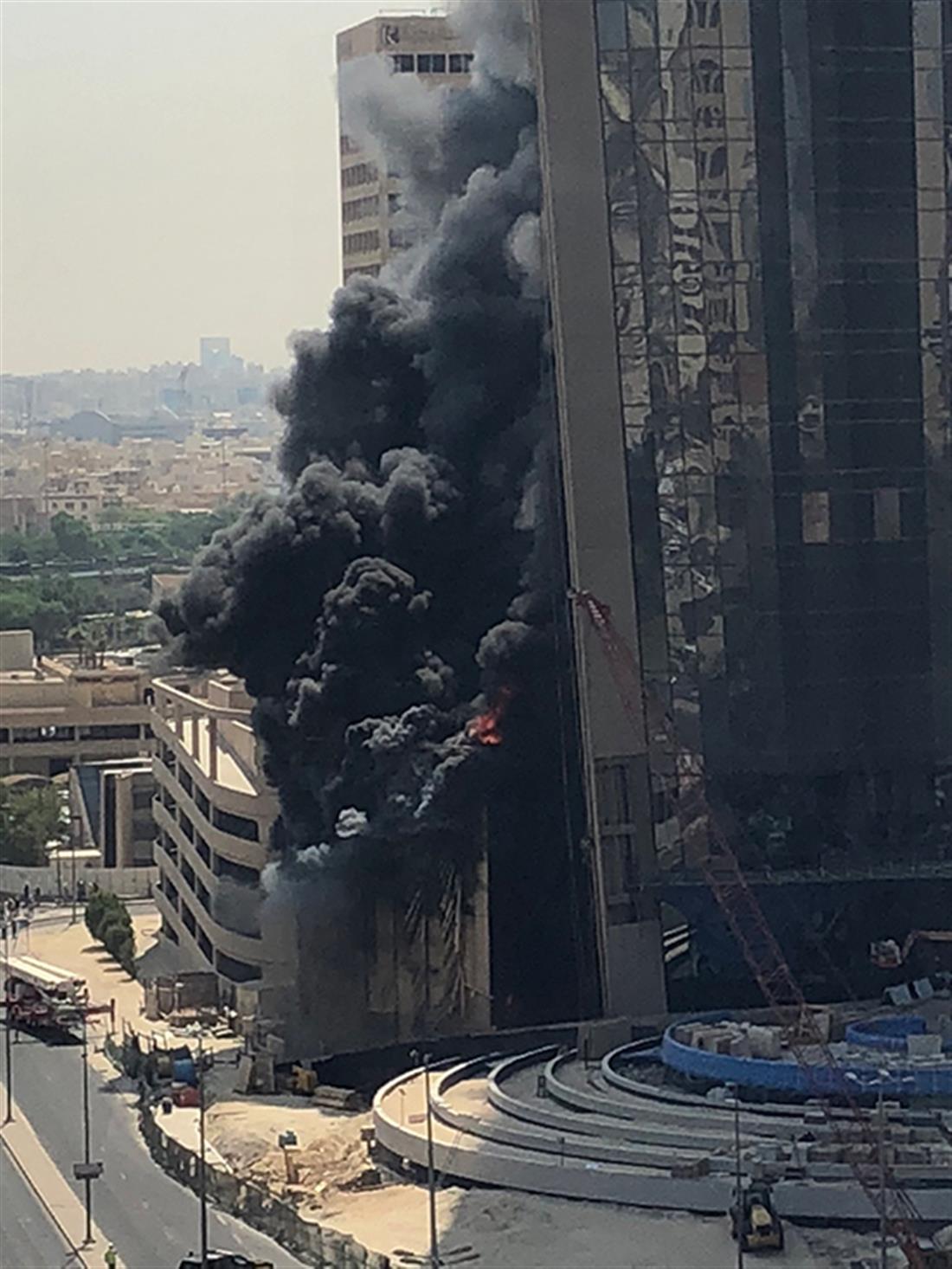 φωτιά - Εθνική Τράπεζα Κουβέιτ