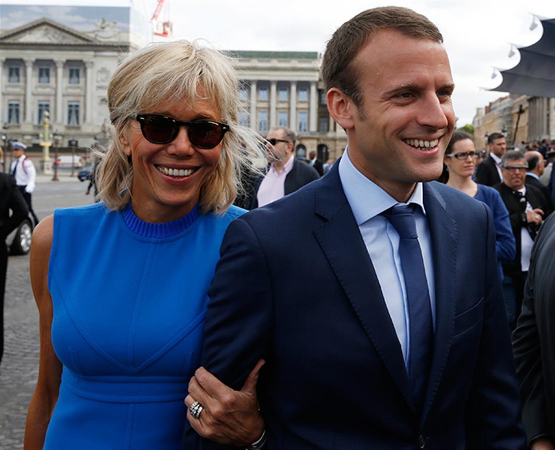 AP - Brigitte Trogneux - Μπριζίτ Τρονιέ - Emmanuel Macron - Εμανουέλ Μακρόν - σύζυγος