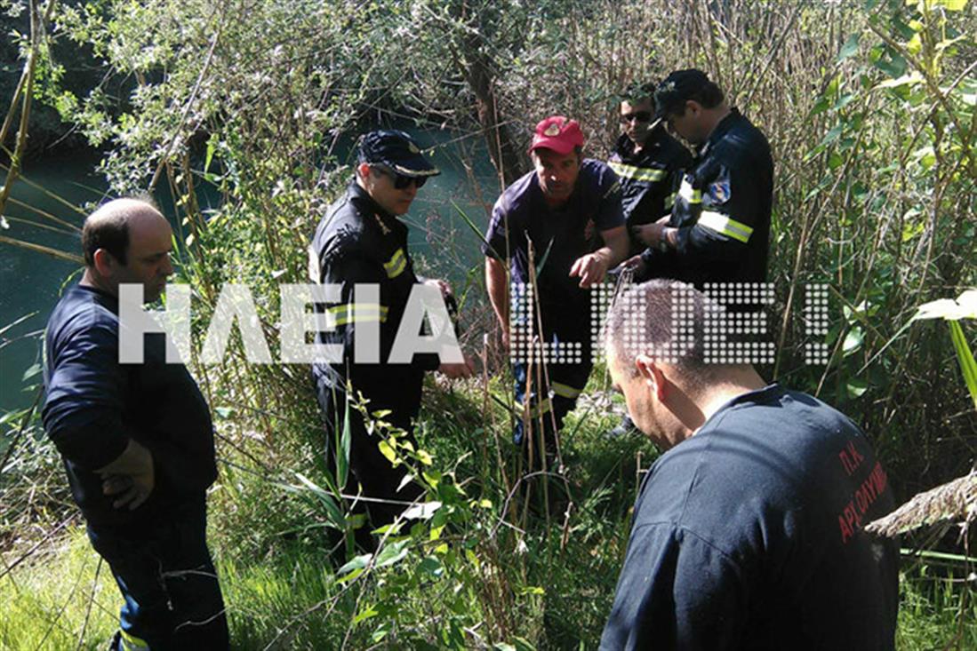 Φλόκα - Πυροσβεστική - ψαράς - εγκλωβισμός - ποταμός Αλφειός