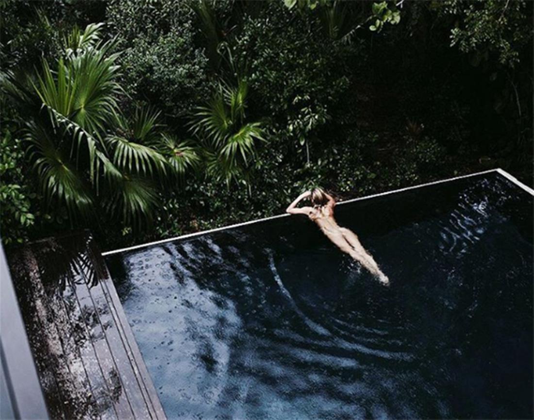 Candice Swanepoel - Γυμνή - Vogue - φωτογράφηση