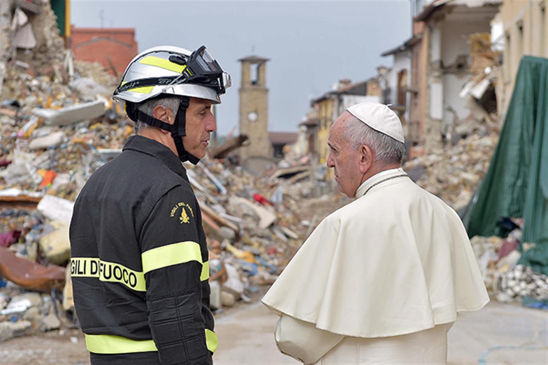 AP - πάπας Φραγκίσκος - επίσκεψη - Αματρίτσε - Ιταλία