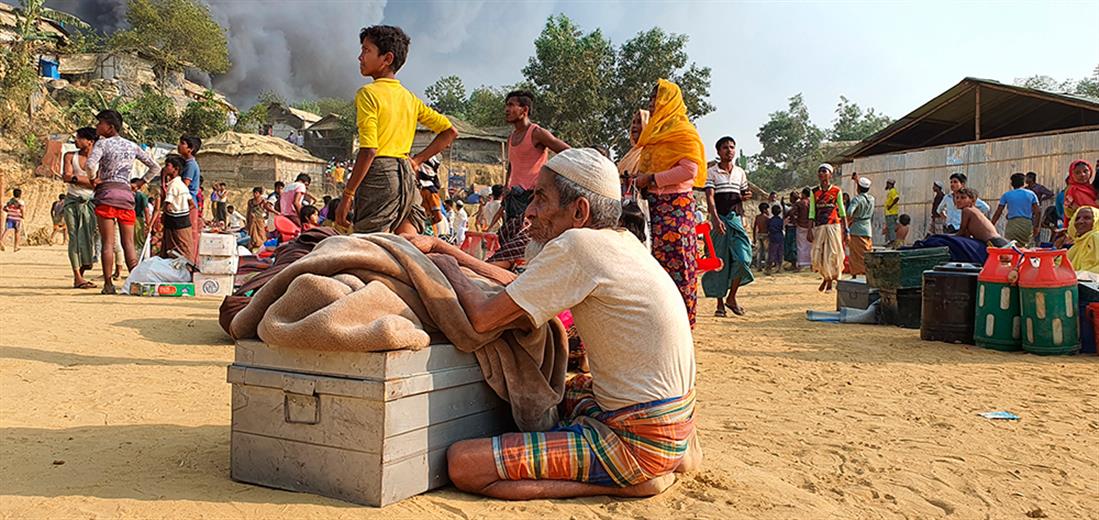 AP - Μπαγκλαντές - Πυρκαγιά - προσφυγικός καταυλισμός Ροχίνγκια
