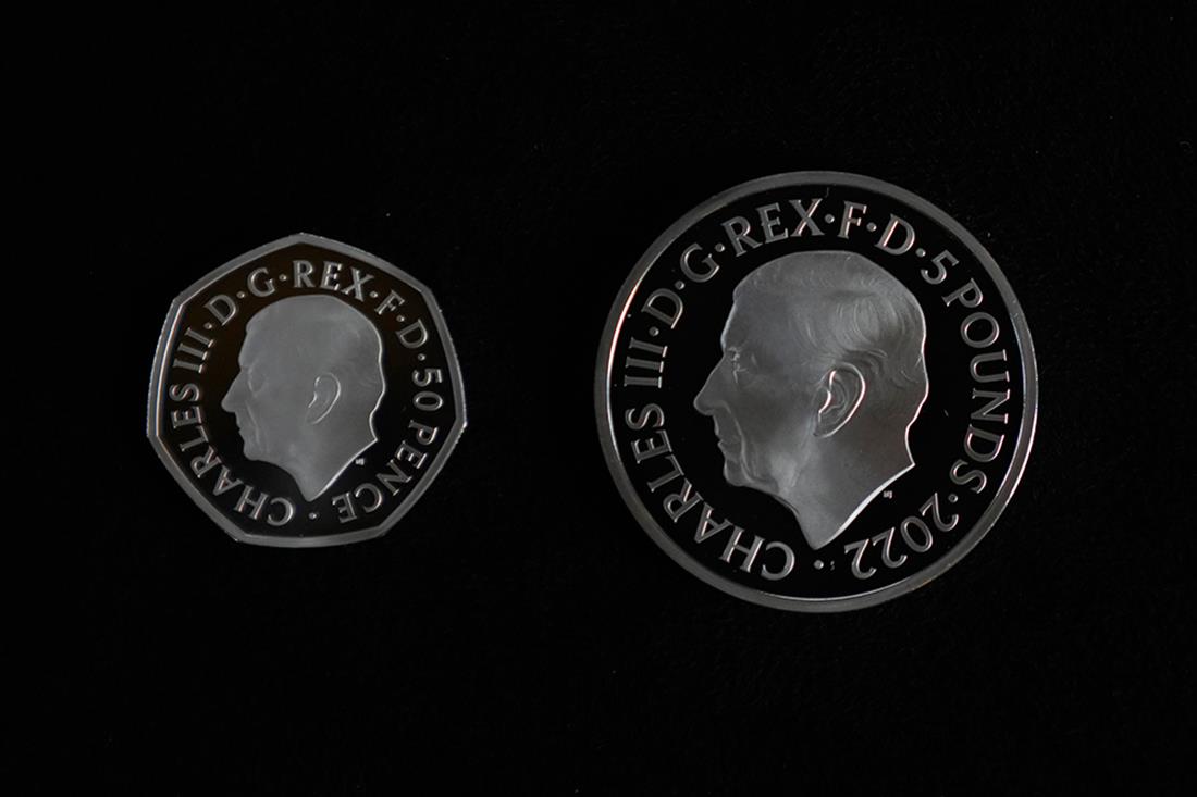 AP - Bρετανία - νομίσματα - πορτραίτο - Βασιλιάς Κάρολος