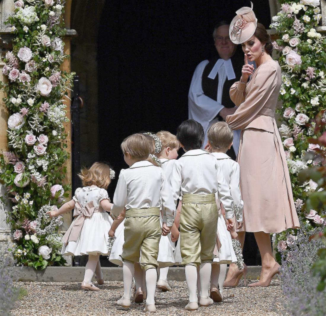 Kate - αταξία - πρίγκιπας George - γάμος Πίπα Μίντλετον