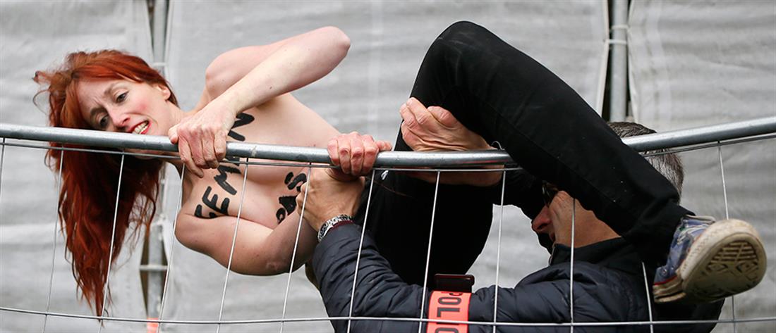 AP - Γαλλικές εκλογές - γυμνόστηθη - διαμαρτυρία - εκκλησία - Femen