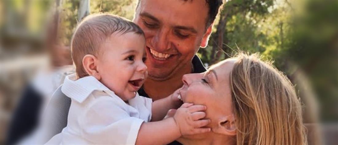 Τζένη Μπαλατσινού: Φωτογραφίζει στο Instagram τον 11 μηνών γιο της