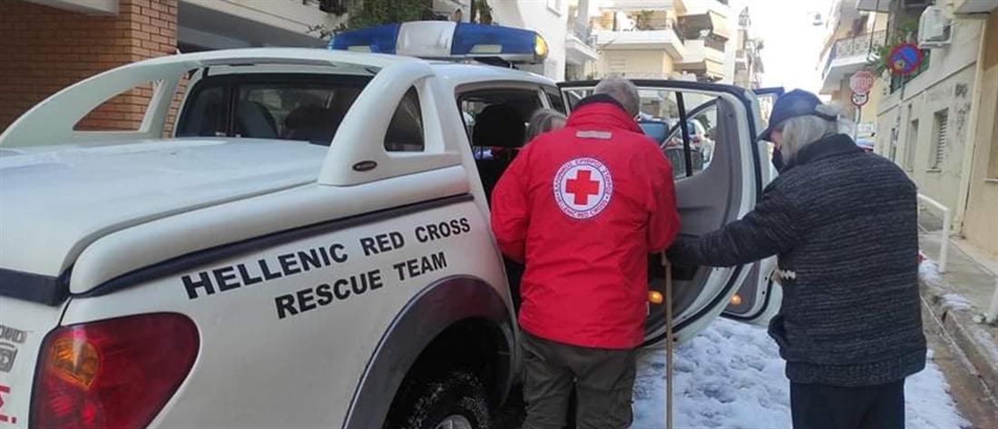 “Ελπίδα”: Ο Ελληνικός Ερυθρός Σταυρός συνδράμει πολίτες για τρίτη ημέρα (εικόνες)