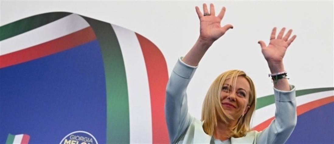 Ιταλία - Μελόνι: η επικεφαλής της άκρας δεξιάς, η νίκη στις εκλογές και η υπόσχεση