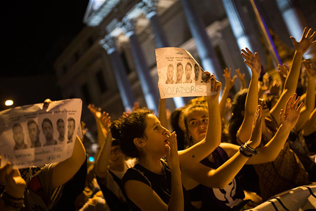 AP - Διαδηλώσεις - βιαστές - Ισπανία