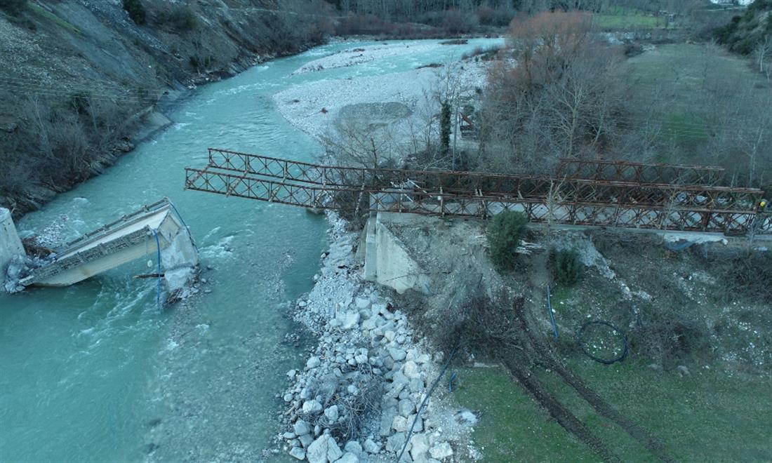 ποταμός Άραχθος - μεταλλική γέφυρα