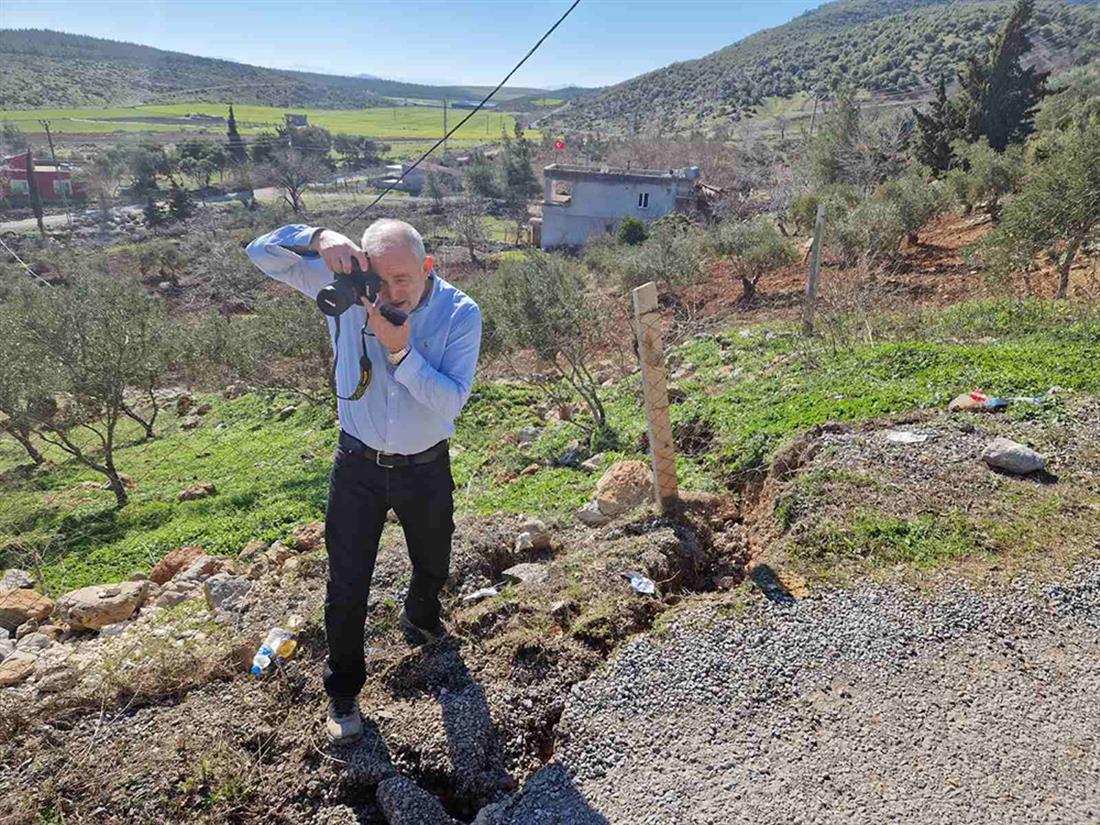 σεισμός - Τουρκία - ελληνική αποστολή  - επιφανειακή διάρρηξη του ρήγματος