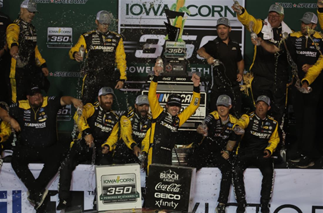 NASCAR Cup: Στα playoff και ο πρωταθλητής Blaney, κυρίαρχος στην Iowa 370