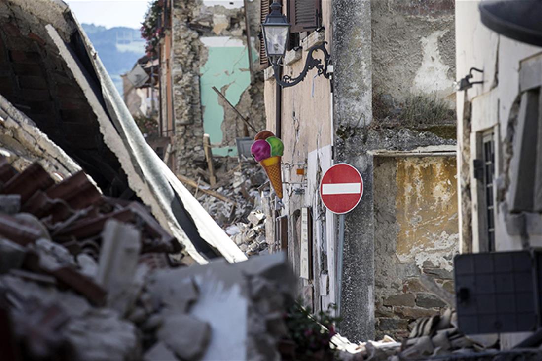 Ιταλία - σεισμός - καταστροφές