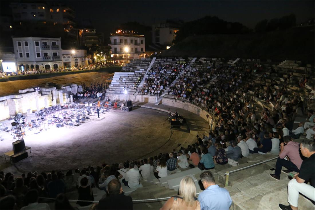 Αρχαίο Θέατρο Λάρισας - Λίνα Μενδώνη