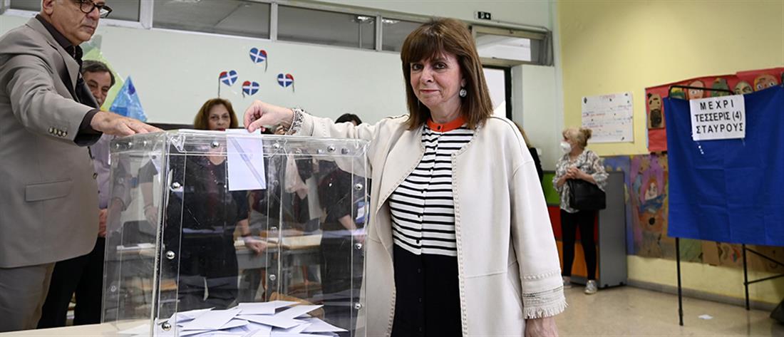 Κατερίνα Σακελλαροπούλου - ψήφος - εκλογικό τμήμα