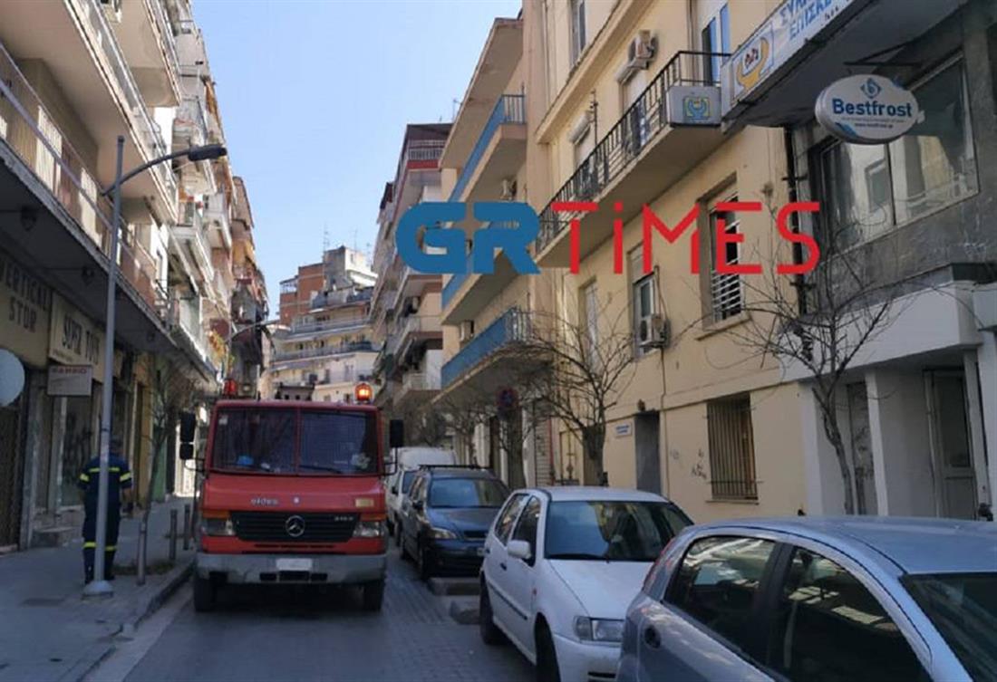 Έκρηξη - διαμέρισμα - Θεσσαλονίκη