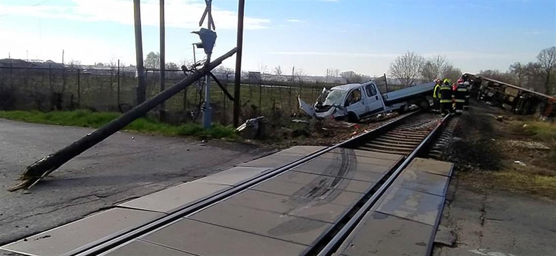 AP - Ουγγαρία - τρένο - δυστύχημα