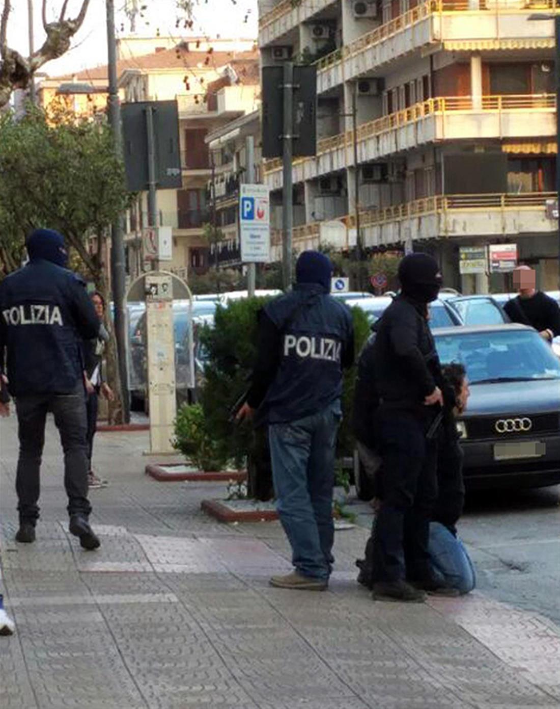 Ιταλία - αστυνομία - σύλληψη - ύποπτος - επιθέσεις - τρομοκρατία - Παρίσι - Βρυξέλλες