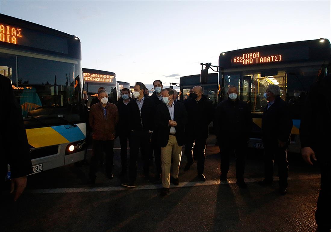 Κυριάκος Μητσοτάκης - αμαξοστάσιο της ΟΣΥ - νέα λεωφορεία