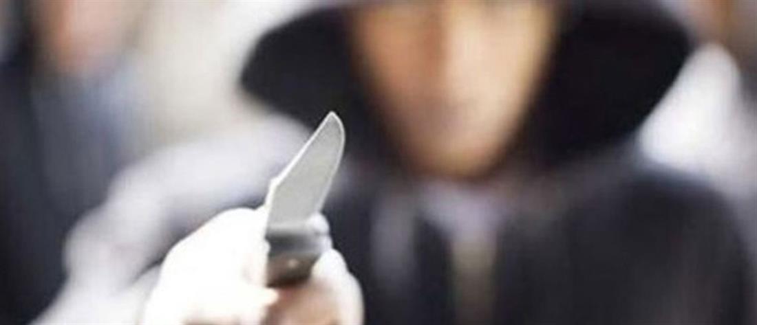 Ίλιον: 13χρονος μπούκαρε σε fast food με μαχαίρι