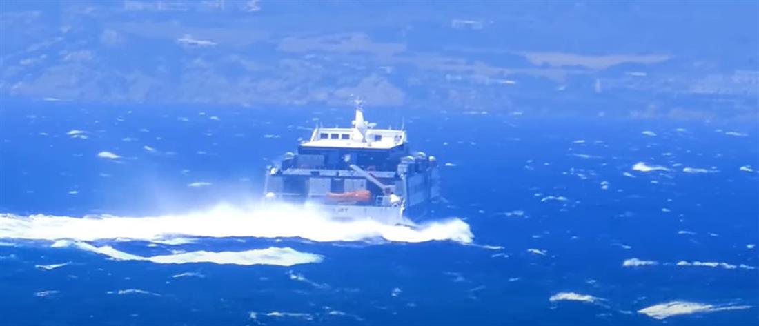 Η “μάχη” του Sifnos Jet με τα κύματα (βίντεο)