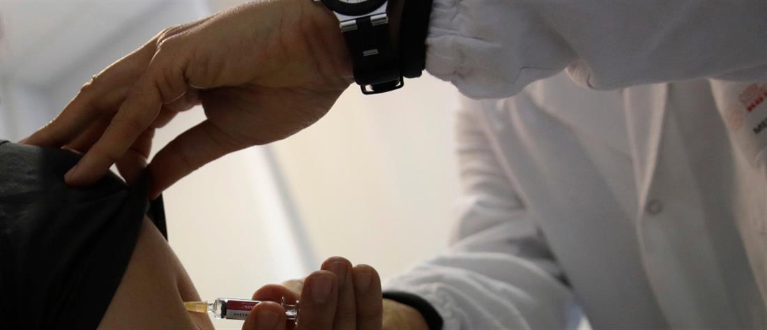 Κορονοϊός - Μόσιαλος για 4η δόση εμβολίου: δεν υπάρχει επιστημονική τεκμηρίωση