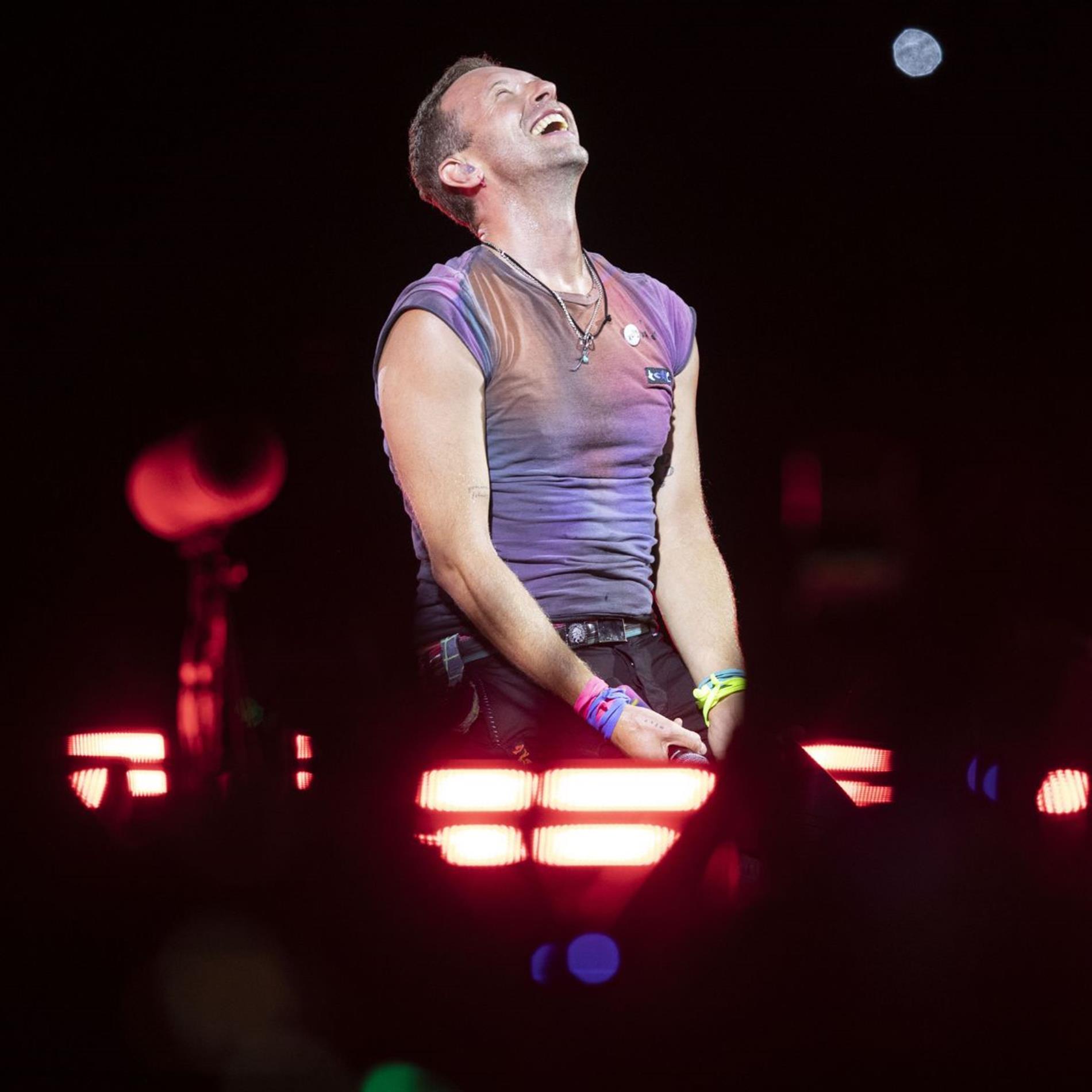 Coldplay: Ο Κρις Μάρτιν μίλησε ελληνικά και το ΟΑΚΑ "τρελάθηκε" - "Είμαστε ευγνώμονες..."
