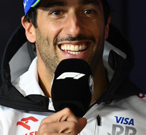 Αυξάνεται η πίεση για τον Ricciardo στην RB