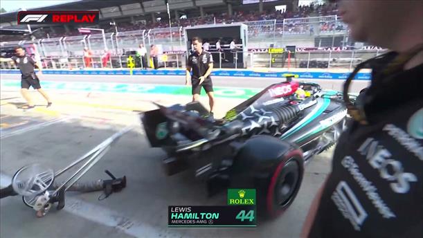 Απρόοπτο για τον Hamilton στα pit