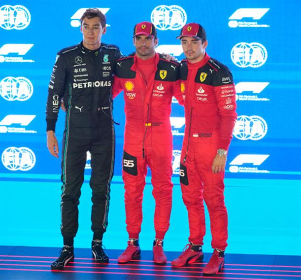 GP Σιγκαπούρης: 1-3 για τη Ferrari με Poleman τον Sainz, στη 2η θέση ο Russell