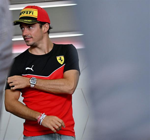 Ο Leclerc για τις συζητήσεις της Ferrari με τον Hamilton