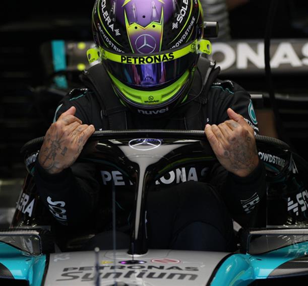 Hamilton: «Ο Vettel θα ήταν καταπληκτική επιλογή για τη Mercedes»